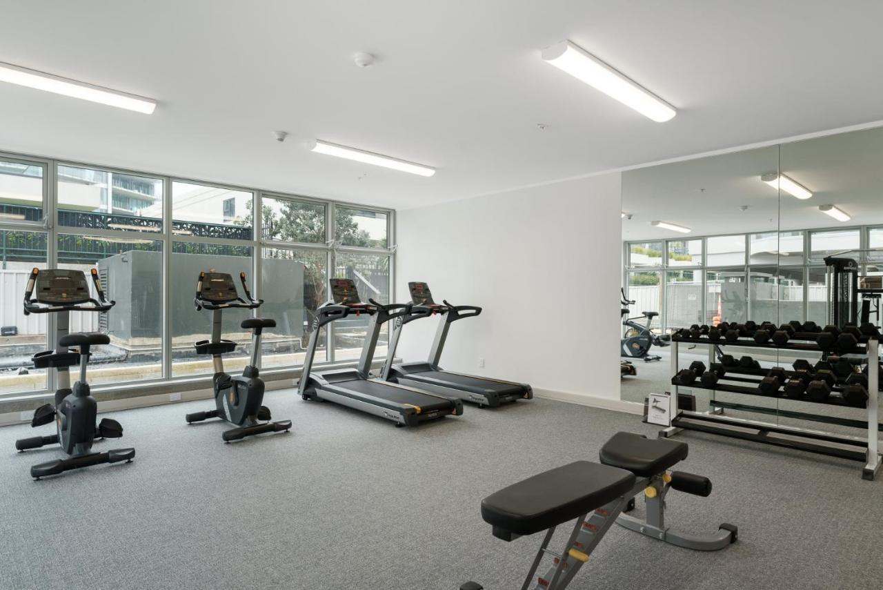 Oceanside Apartment With Garden Views 마운트마운가누이 외부 사진